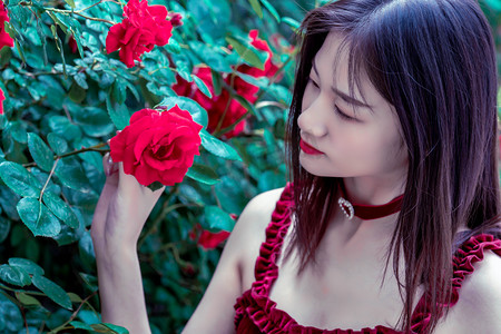 上半年中国铁路发送旅客22.4亿人次 创历史同期新高